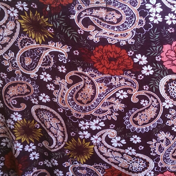 NWT No Comment Plus Top- Only One Left! - Picture 4 of 7